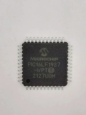 PIC16LF1937-I/PTのマイクロチップQFP-44の集積回路板部品